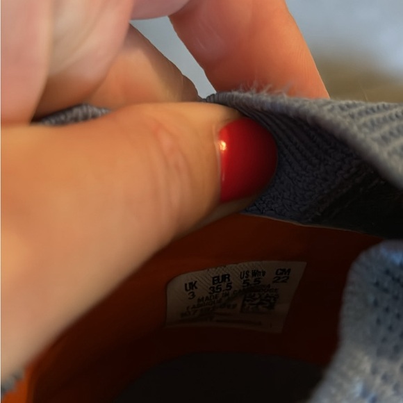 Puma soccer cleats size 3 - Picture 4 of 4